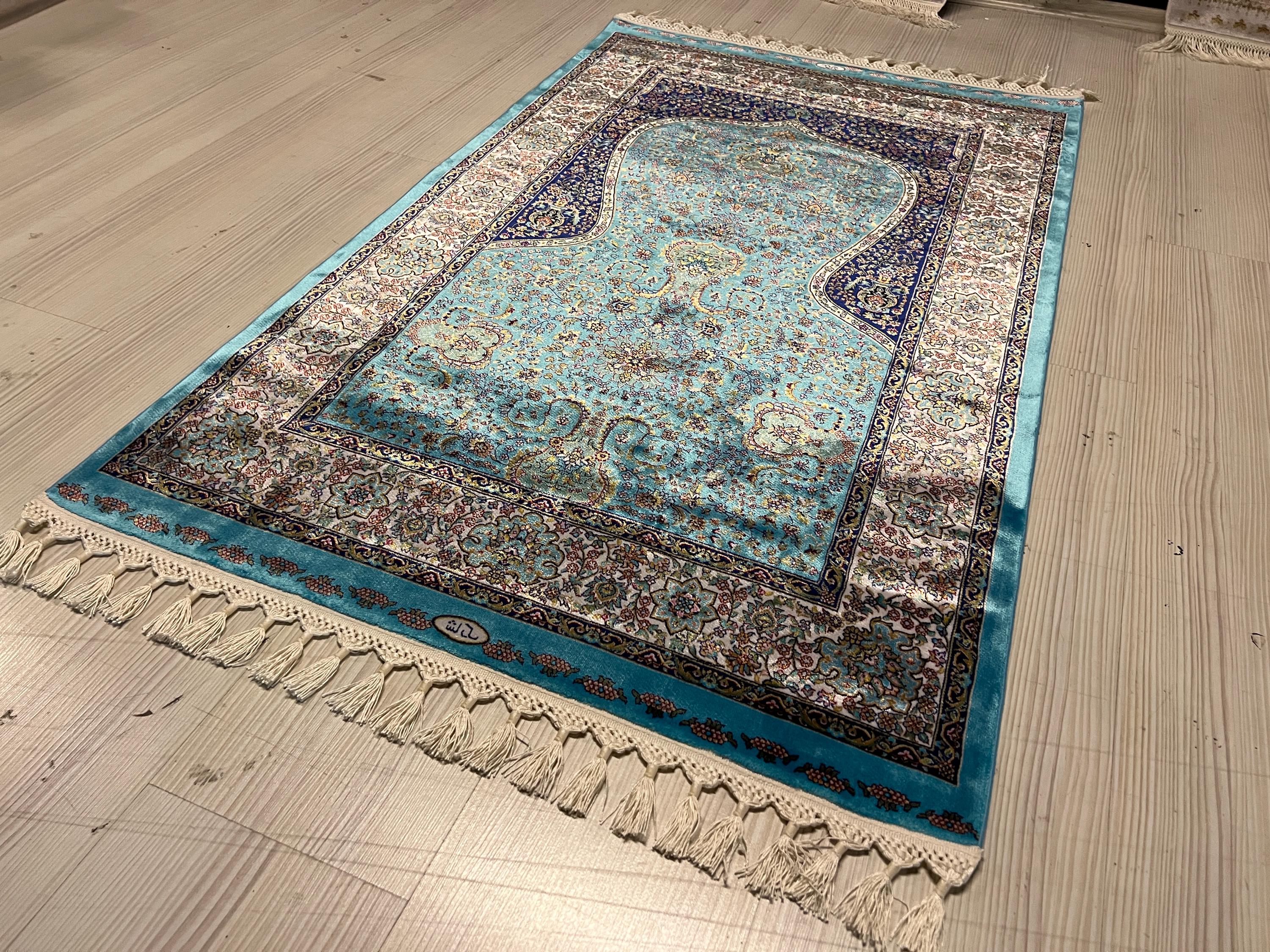 Blue Silk Muslim Prayer Rug, Islamic Gift Rug (2.62X4.10 ft)