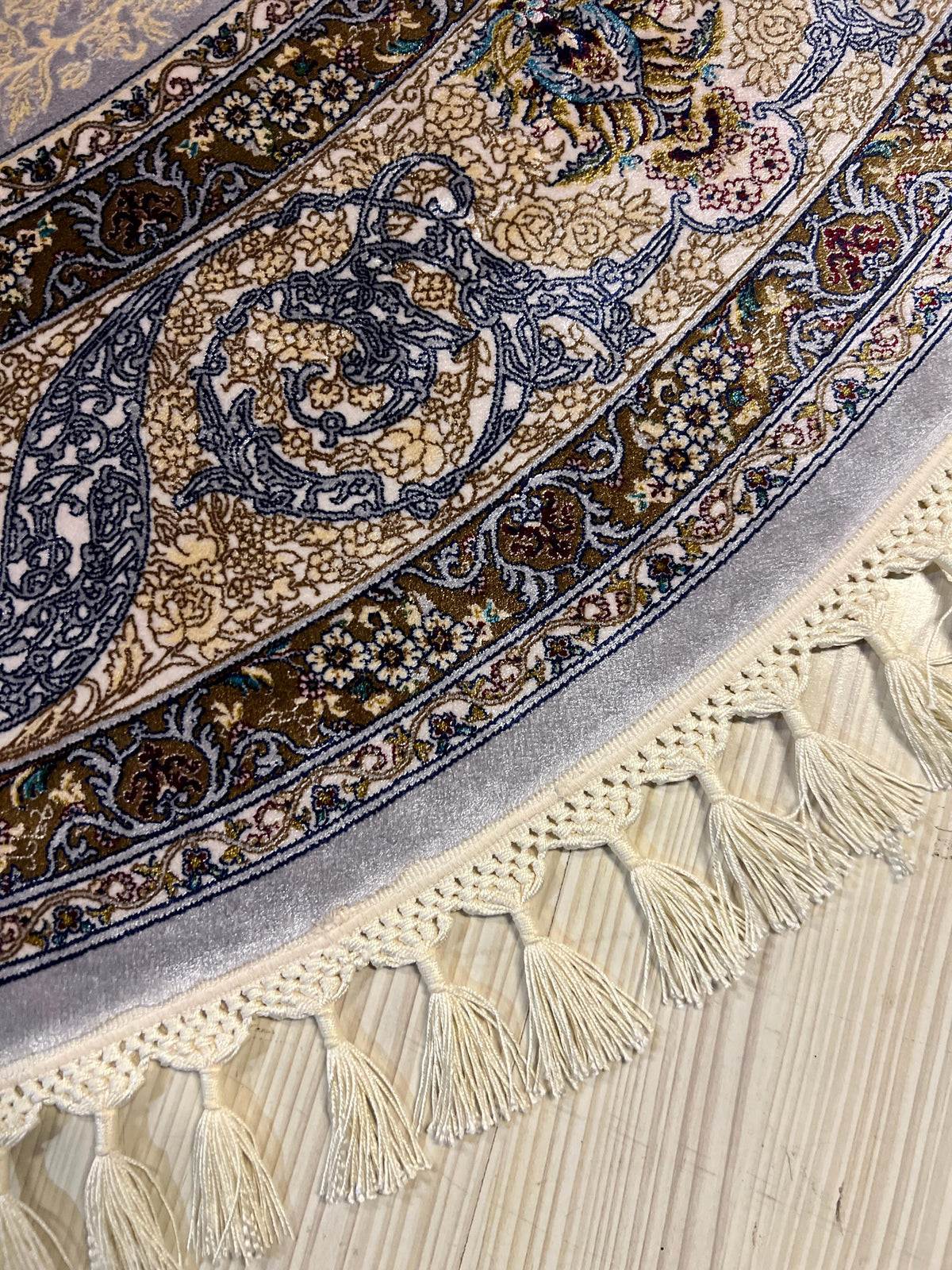 Green Floral Silk Round Rug, Vintage Style 5x5 ft