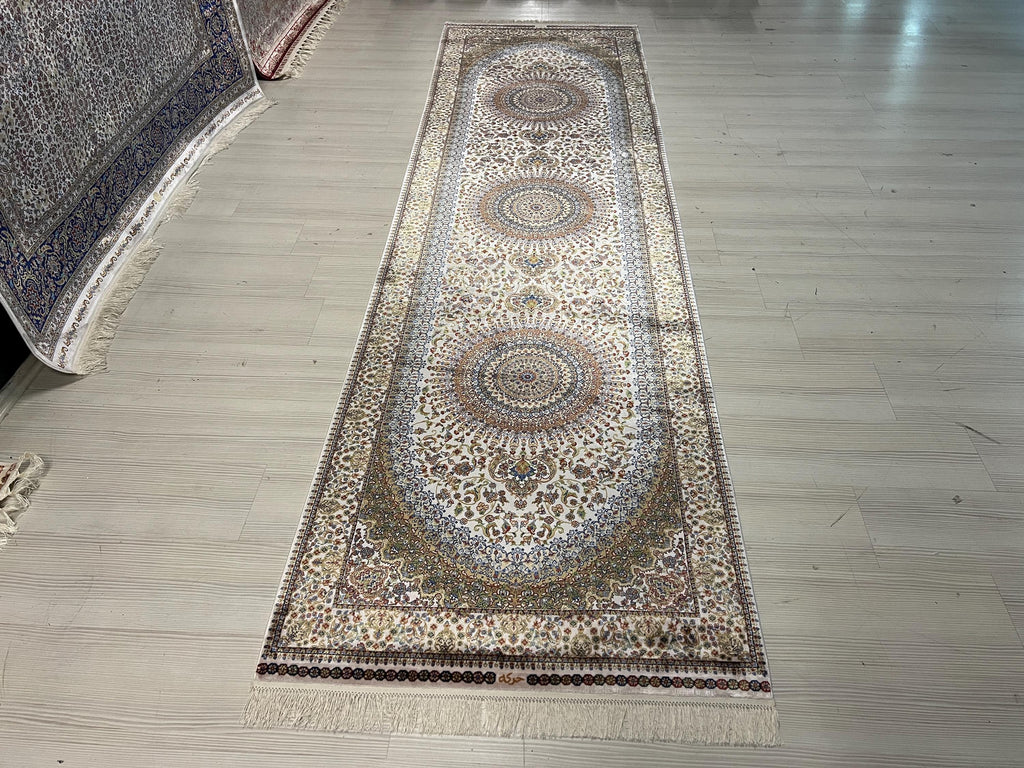 3x10 ft Ivory Classic Silk Runner Rug with Medallion for Hallways