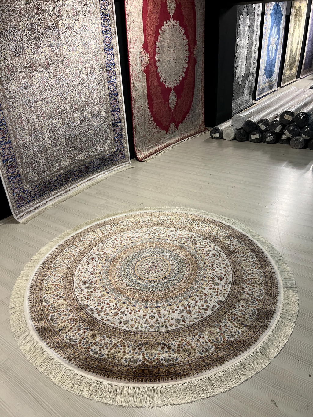 5x5 ft Beige Brown Silk Circle Rug, Floral Pattern Round Area Carpet