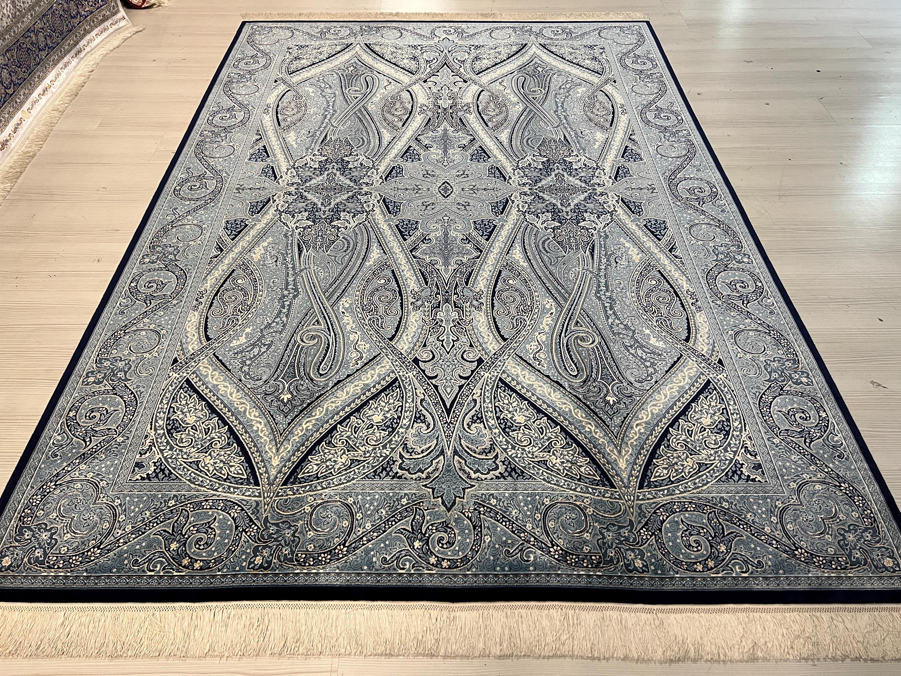6x8 ft Gray Silk Area Rug, Geometric Paisley Design, Turkish Living Room Decor