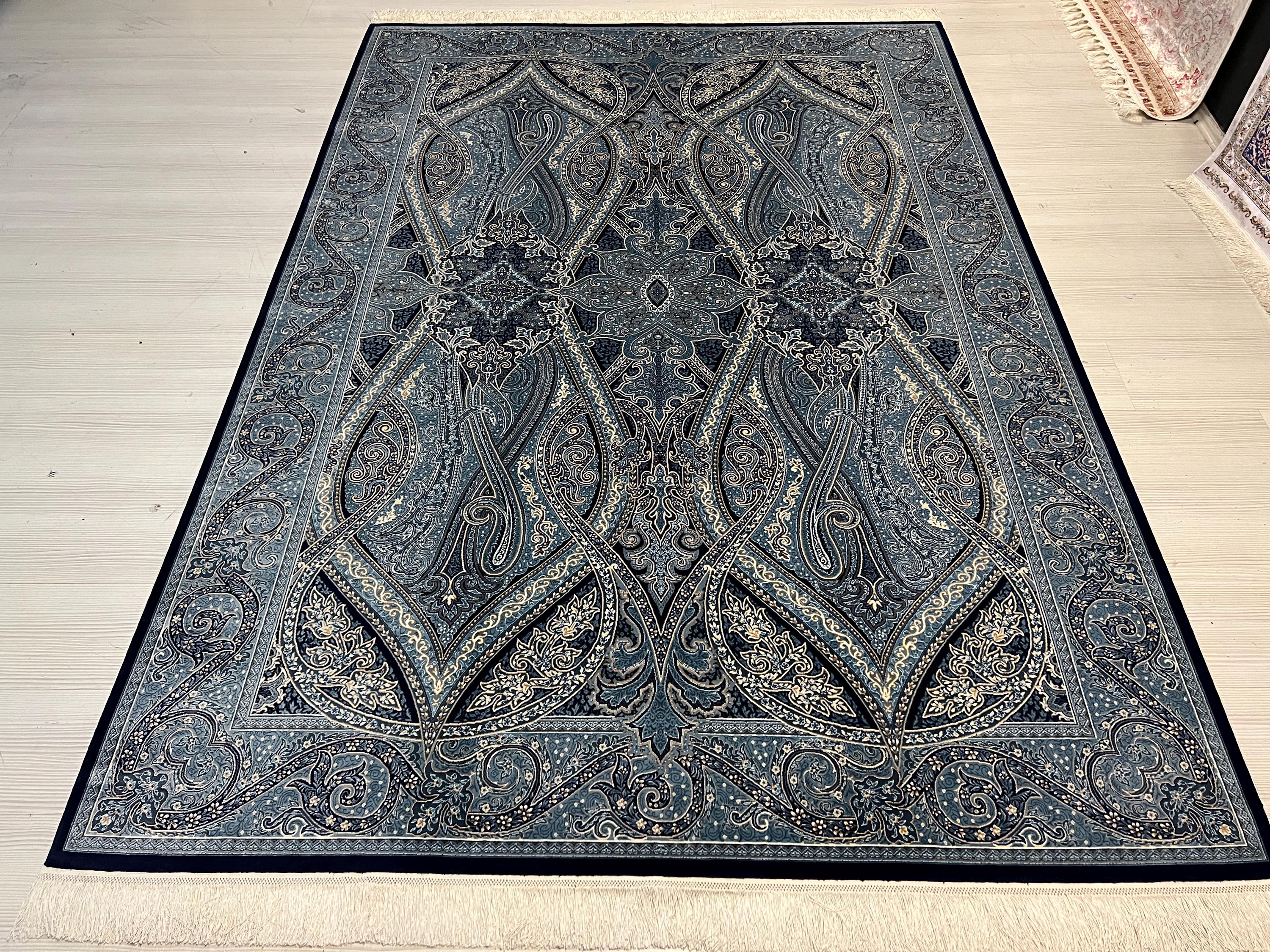 6x8 ft Gray Silk Area Rug, Geometric Paisley Design, Turkish Living Room Decor