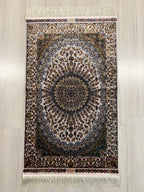 Gray Mini Silk Rug, Medallion Turkish Design, Gift Rug (2x3 ft)