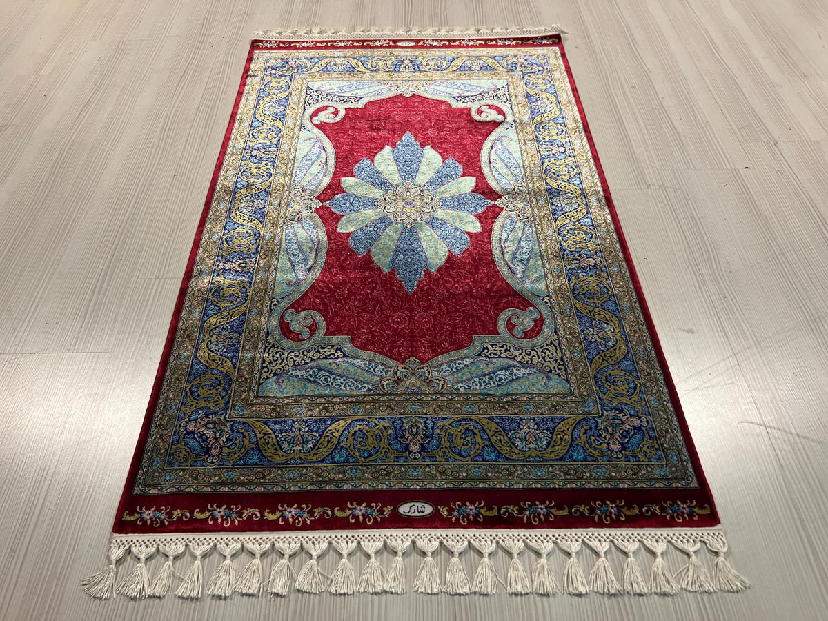 Red Modal Silk Runner Rug,  Blue Medallion Design, Turkish Hallway Decor