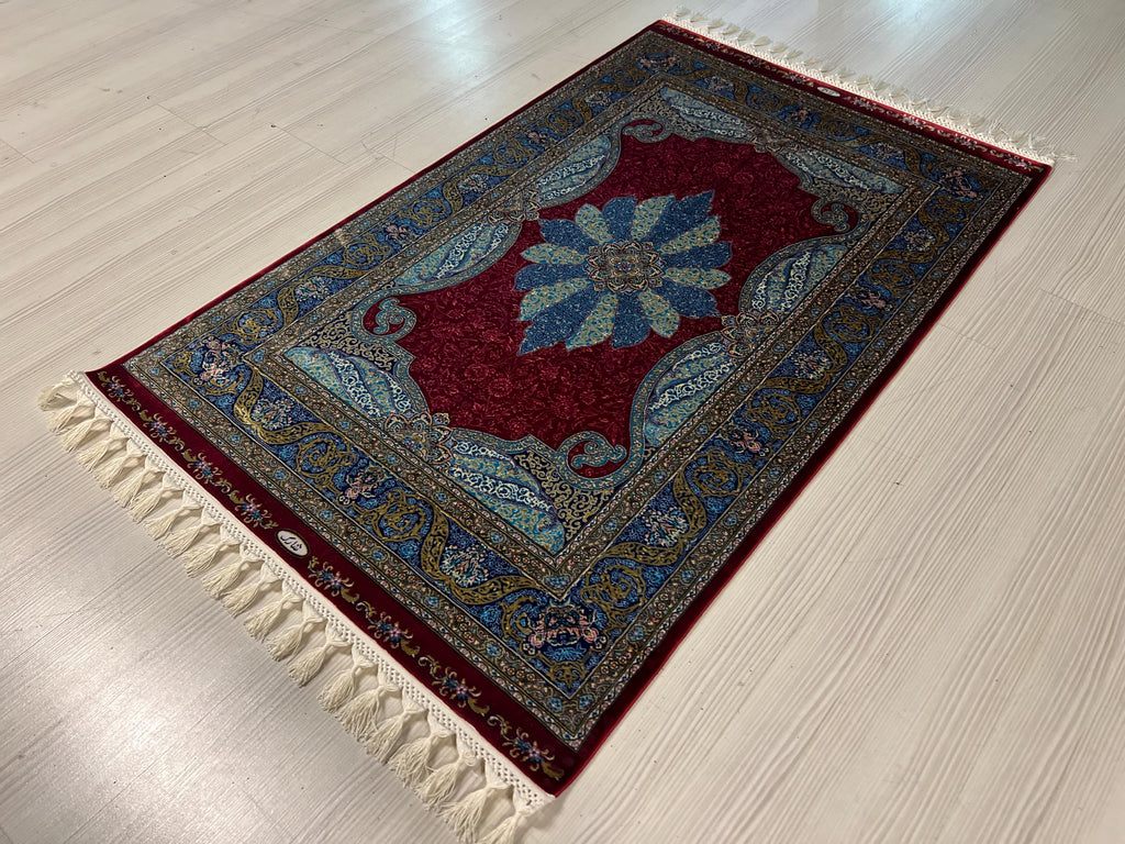 Red Modal Silk Runner Rug,  Blue Medallion Design, Turkish Hallway Decor
