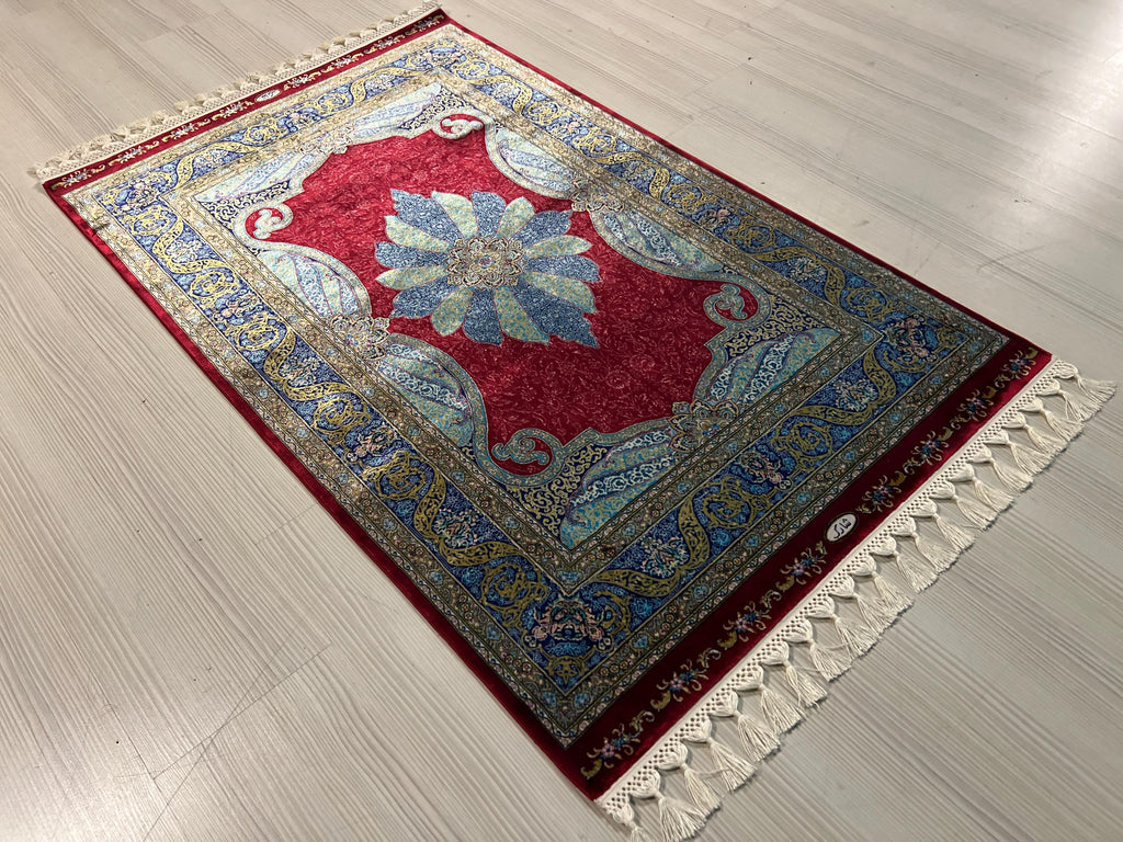 Red Modal Silk Runner Rug,  Blue Medallion Design, Turkish Hallway Decor