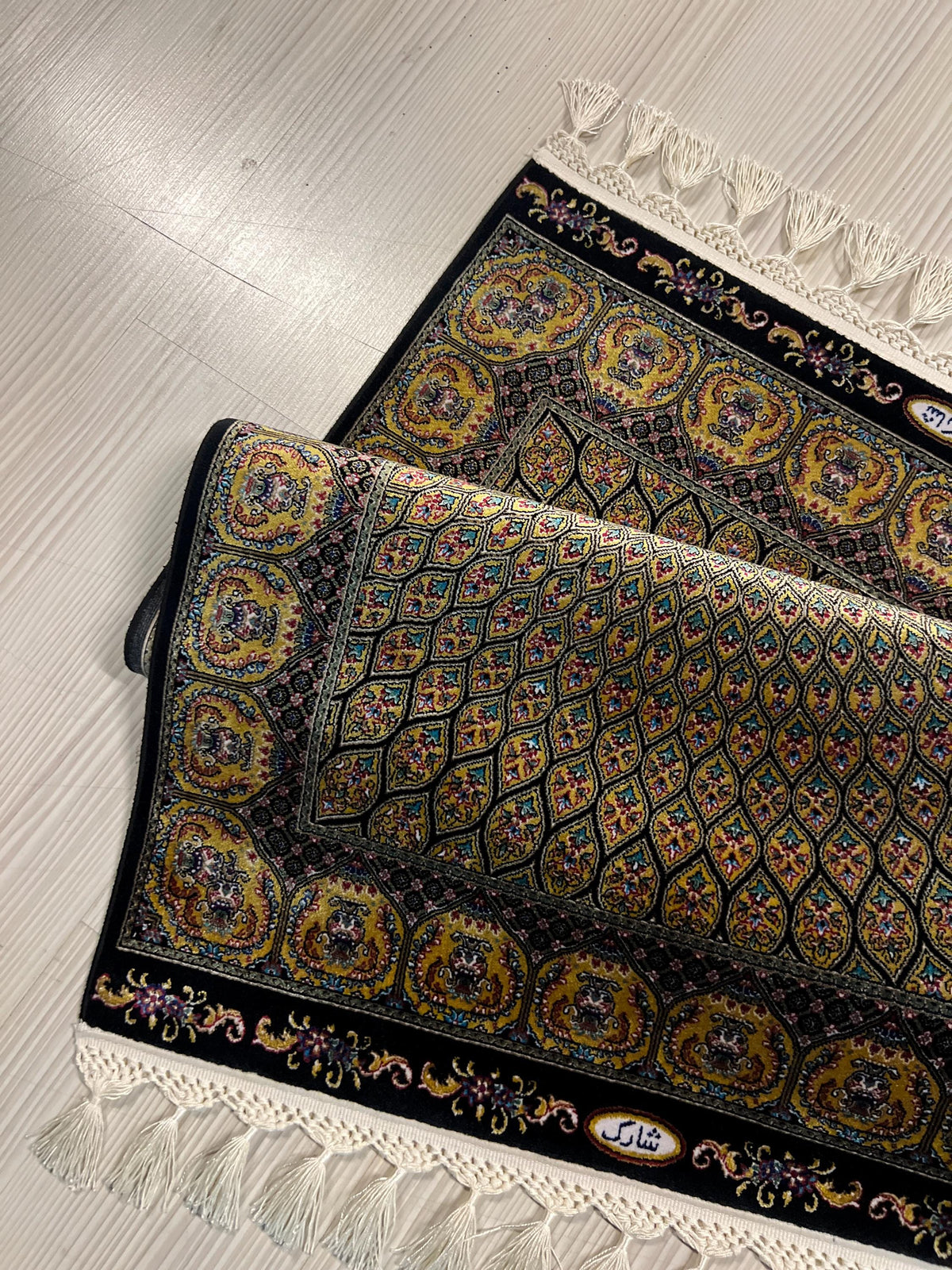 Gold Medallion Modal Silk Rug, Turkish Design, 2x3 ft