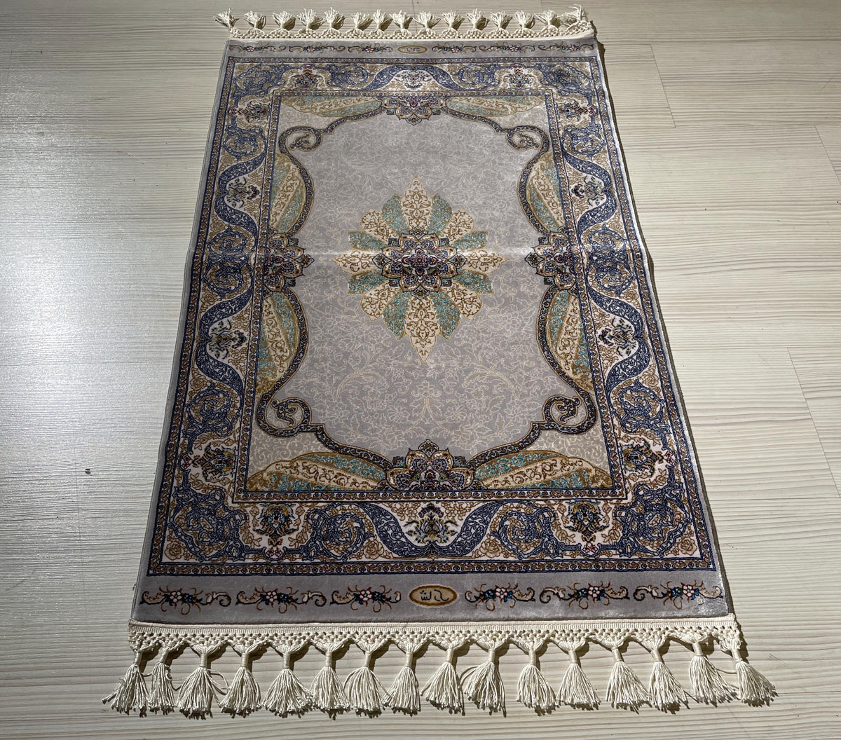 2x3 ft Gray Small Silk Rug, Green Medallion Design, Turkish Style Carpet