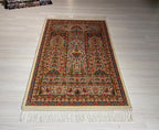 Silk Prayer Rug, Floral Mihrab Rug, Islamic Decor, Luxury Prayer Mat