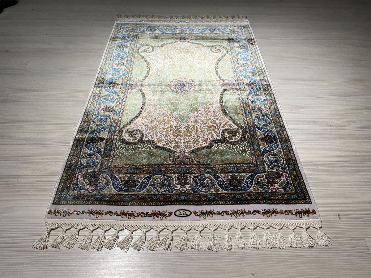 3x4 ft Emerald Green Modal Silk Accent Rug, Floral Medallion Area Rug for Entryway Decor