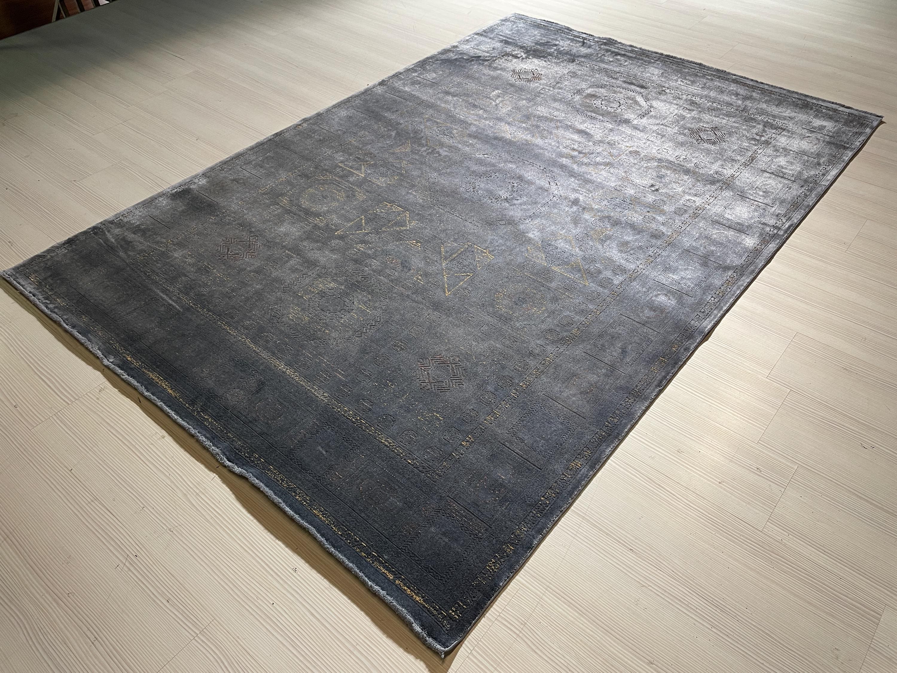5x8 ft Smoky Gray Geometric Bamboo Rug, Luxury Modern Living Room Rug