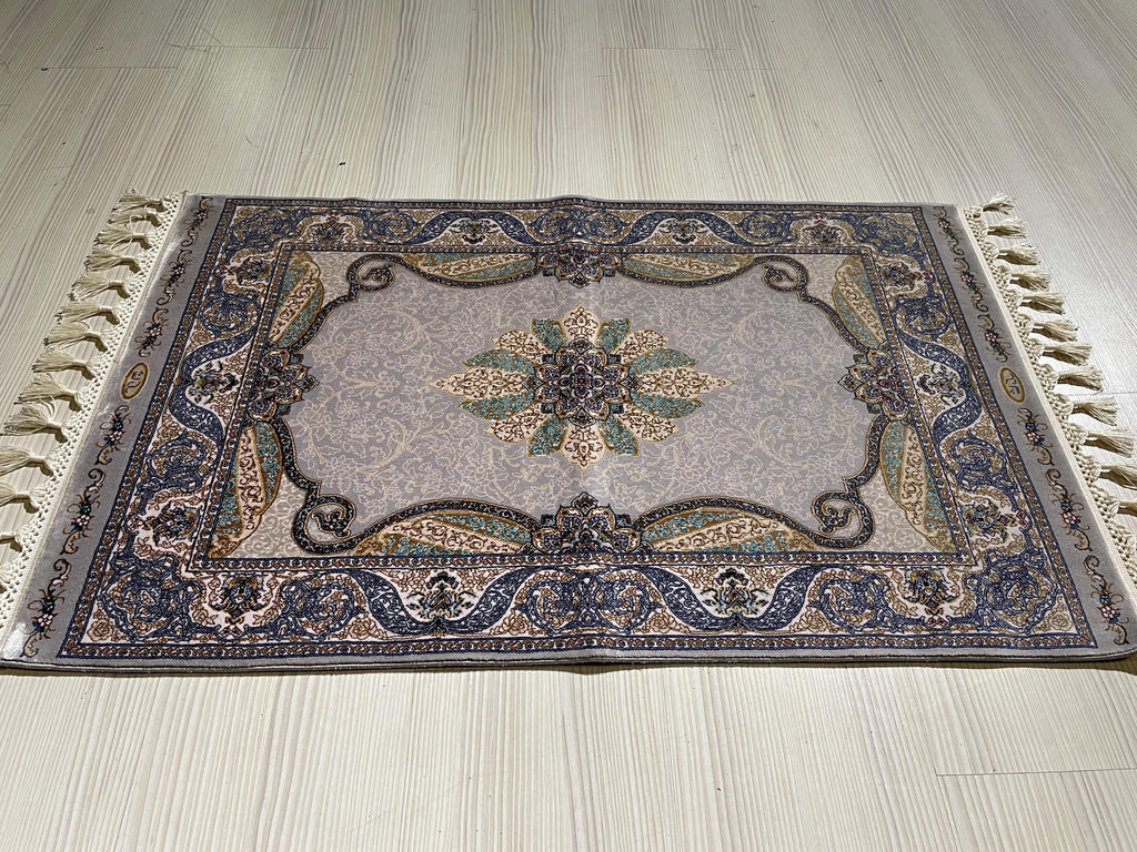 2x3 ft Gray Small Silk Rug, Green Medallion Design, Turkish Style Carpet