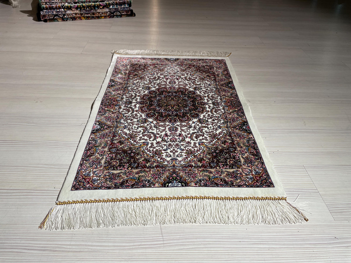 2x3 ft Ivory Small Silk Rug, Modern Medallion Design Oriental Accent Carpet