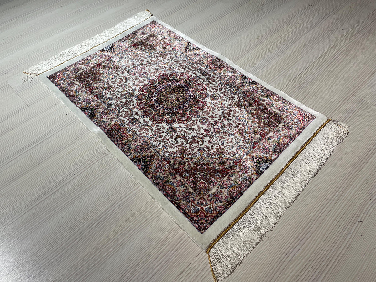 2x3 ft Ivory Small Silk Rug, Modern Medallion Design Oriental Accent Carpet